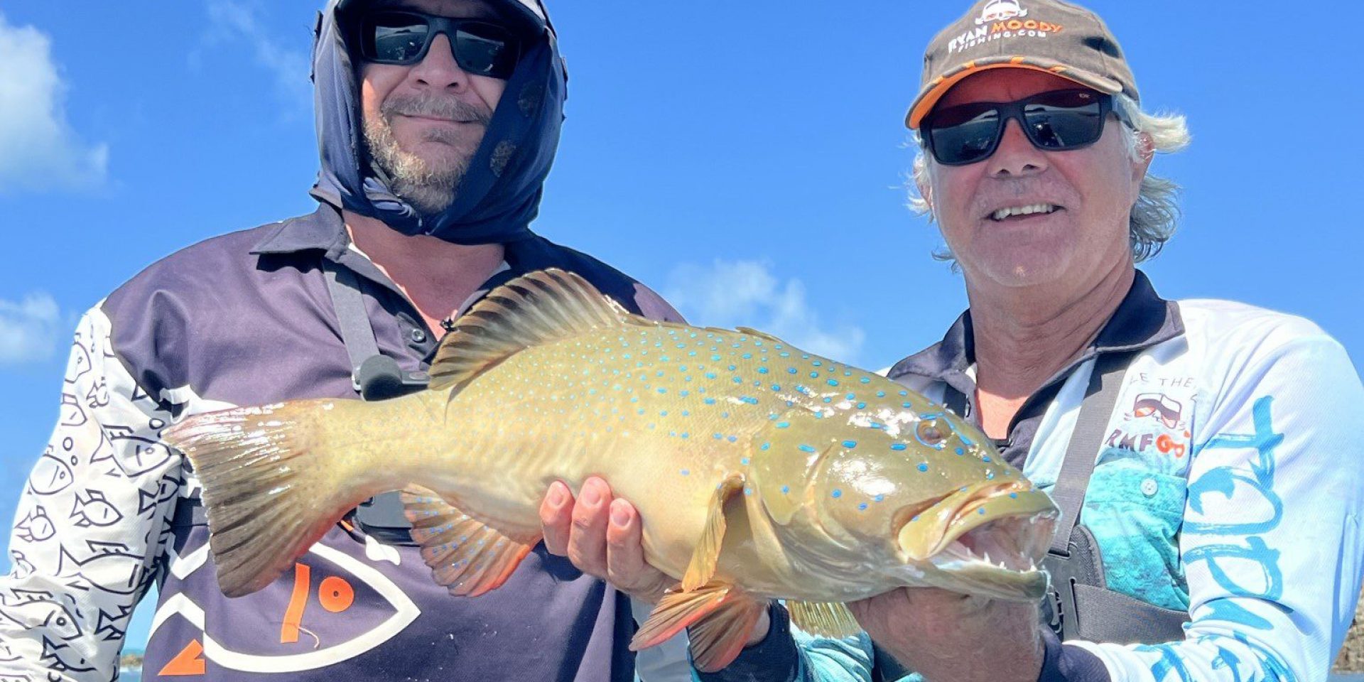 Fishing with poppers on massive tides around islands